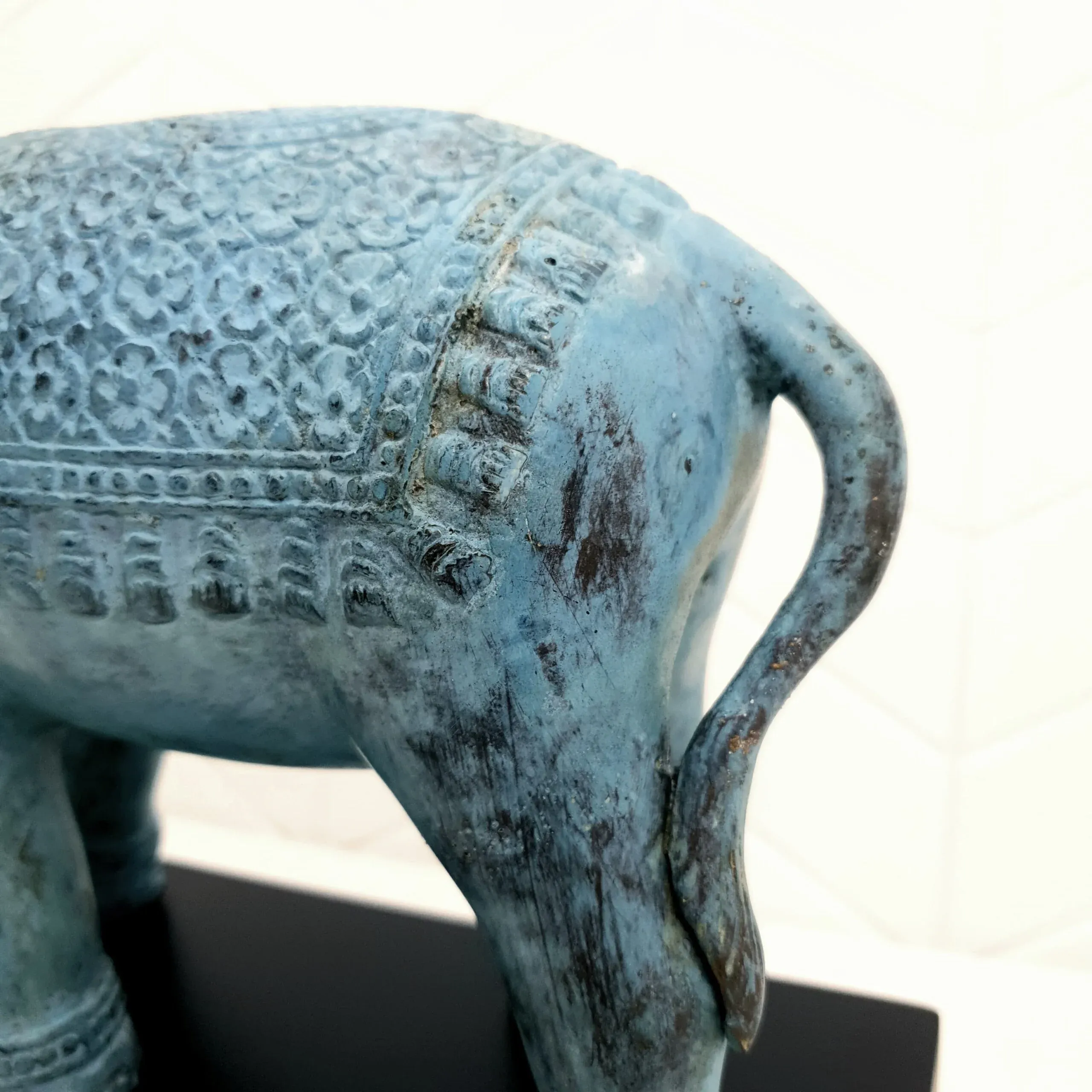 Elephant — view 3