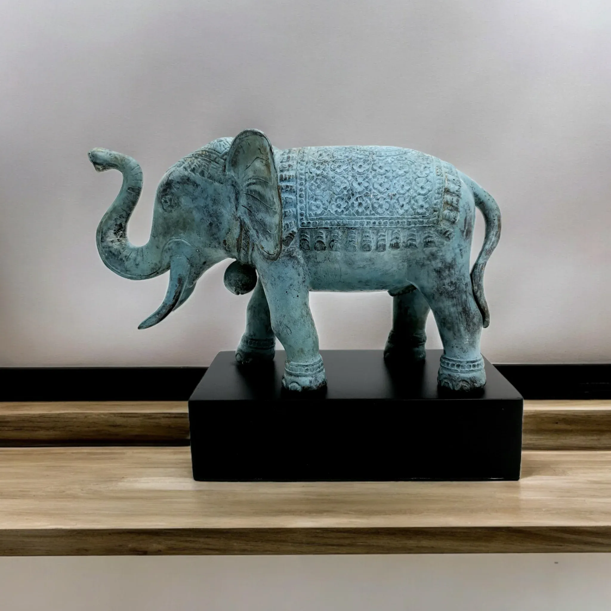 Elephant — view 5